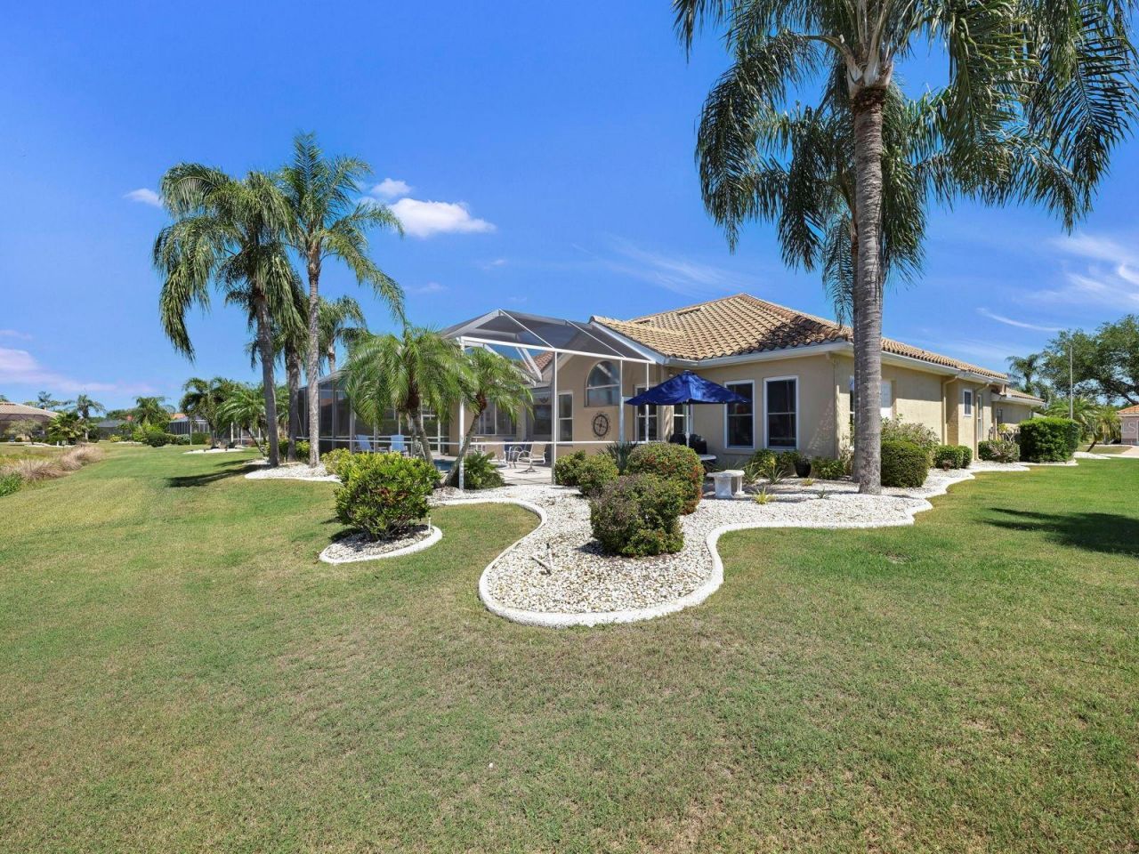 2328 Platinum Drive, Sun City Center, FL 33573 Photo