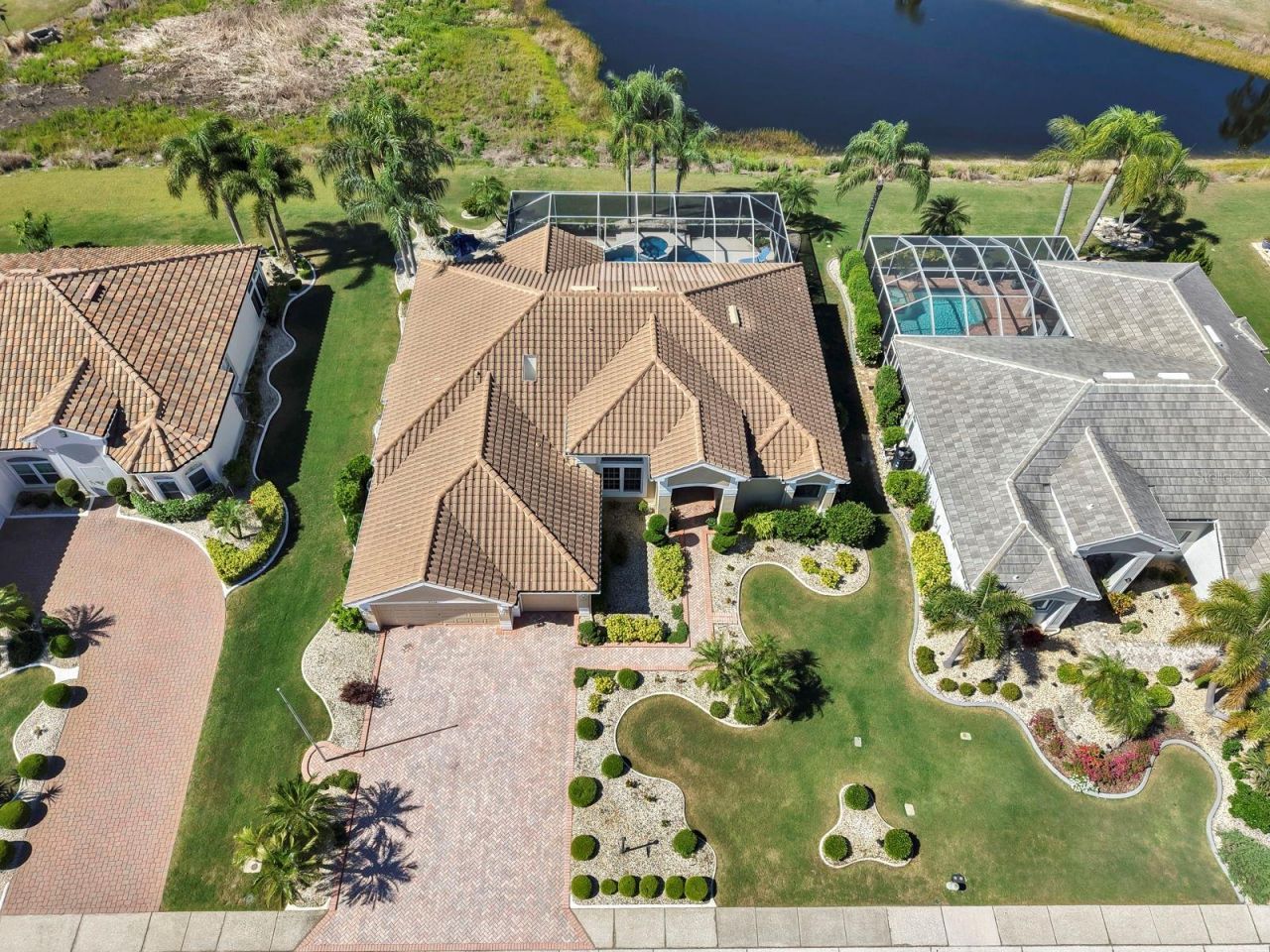 2328 Platinum Drive, Sun City Center, FL 33573 Photo