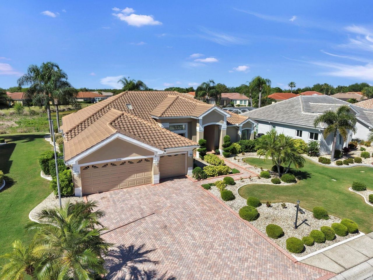 2328 Platinum Drive, Sun City Center, FL 33573 Photo