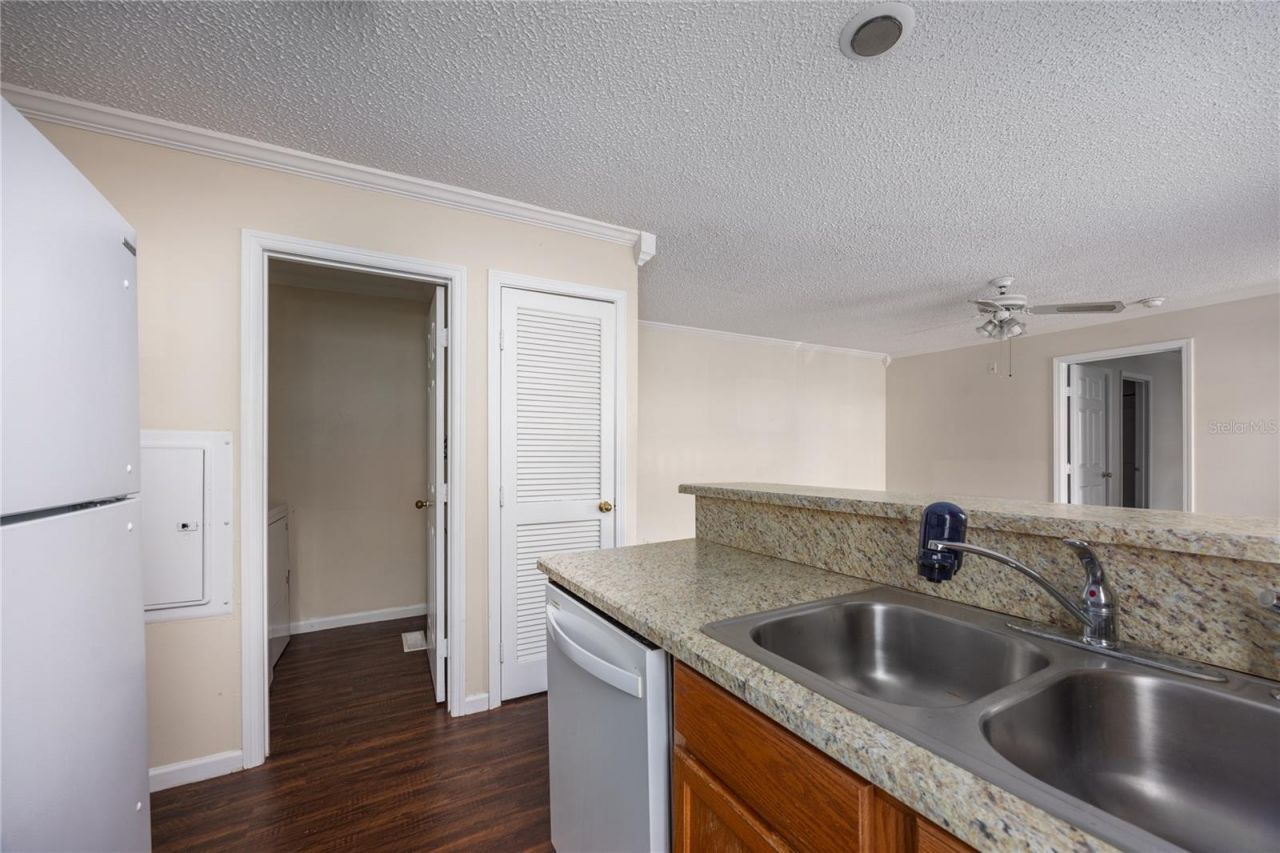 2905 SW Archer Road , Unit S4024, Gainesville, FL 32608 Photo