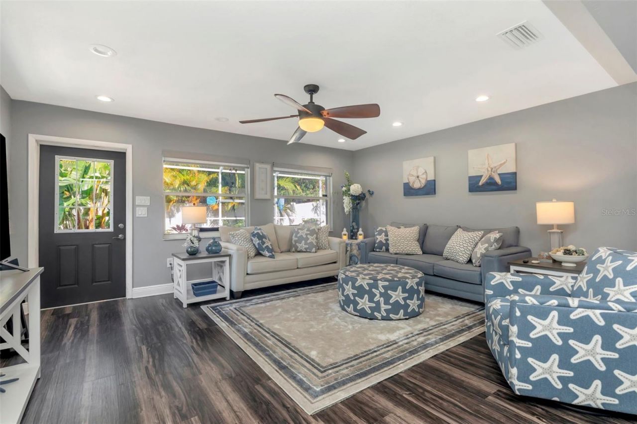 1424 Stewart Boulevard, Clearwater, FL 33764 Photo