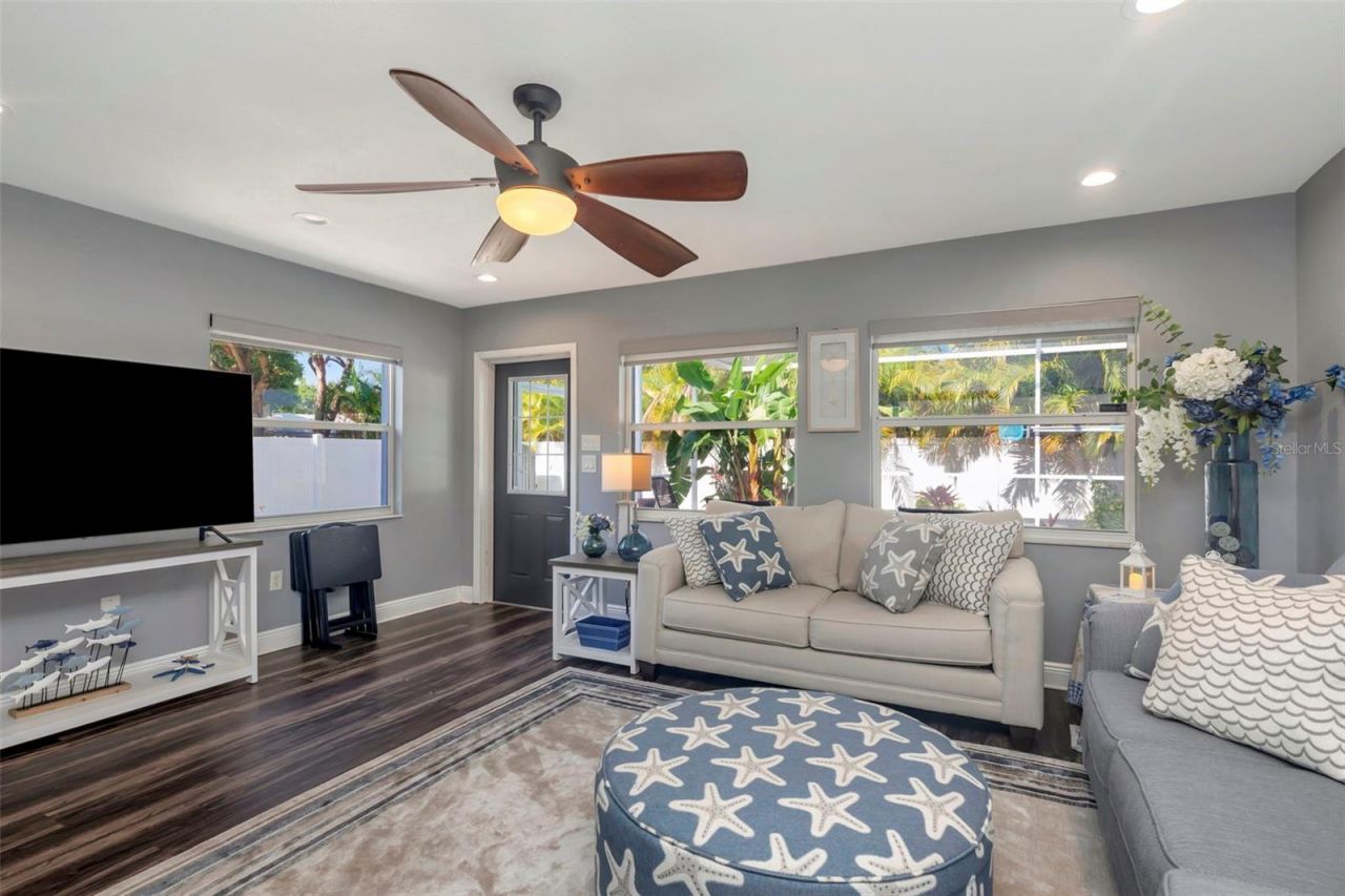 1424 Stewart Boulevard, Clearwater, FL 33764 Photo