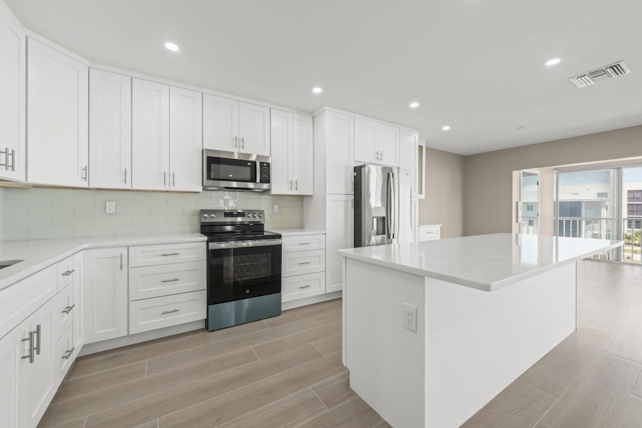 1341 Middle Gulf Dr, Unit 14C, Sanibel, FL 33957 Photo