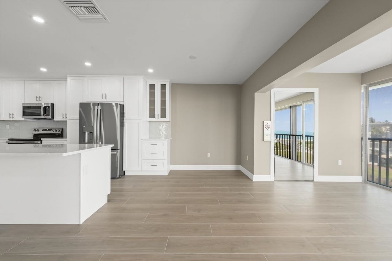 1341 Middle Gulf Dr, Unit 14C, Sanibel, FL 33957 Photo