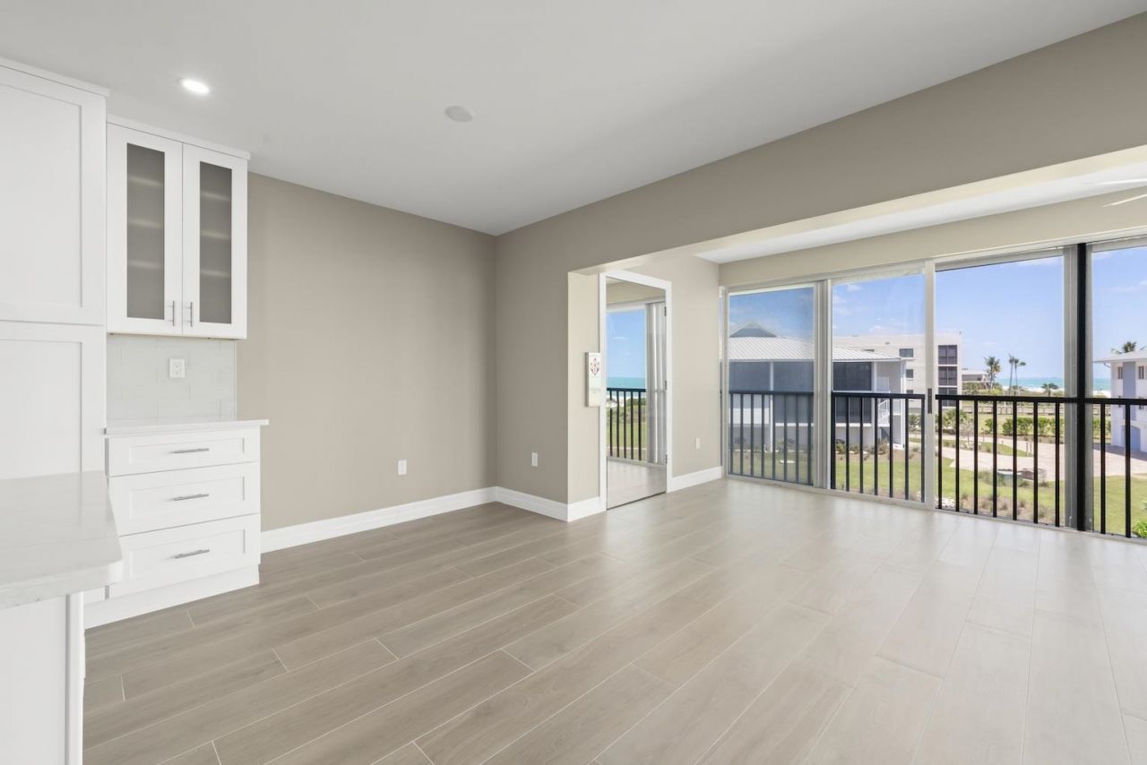 1341 Middle Gulf Dr, Unit 14C, Sanibel, FL 33957 Photo