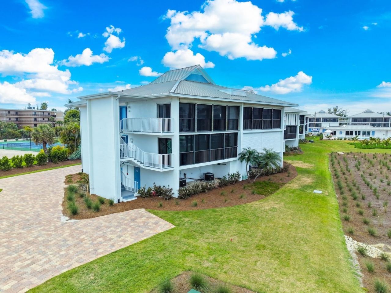 1341 Middle Gulf Dr, Unit 14C, Sanibel, FL 33957 Photo