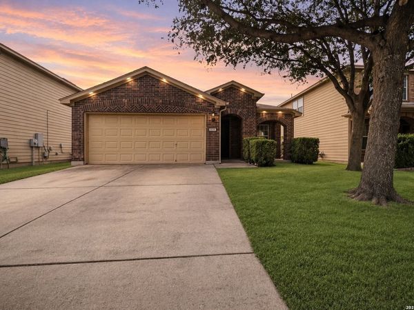 3839 BROWNING BLF, San Antonio, TX 78245