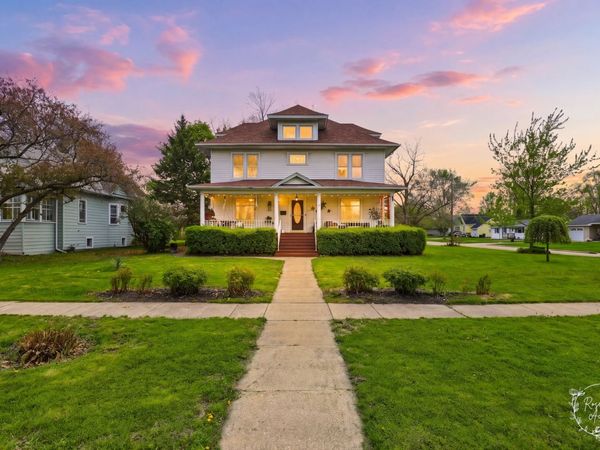 325 W Chippewa Street , Dwight, IL 60420