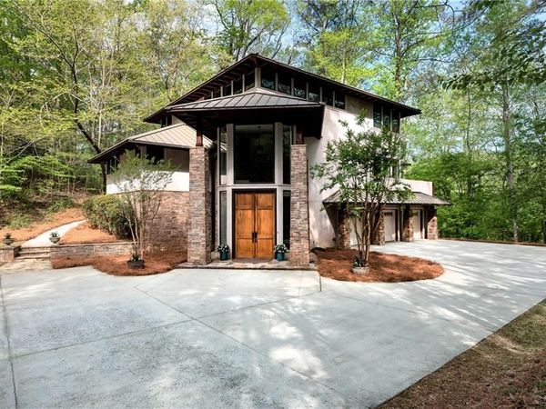 6960 Riverside Drive, Atlanta, GA 30328