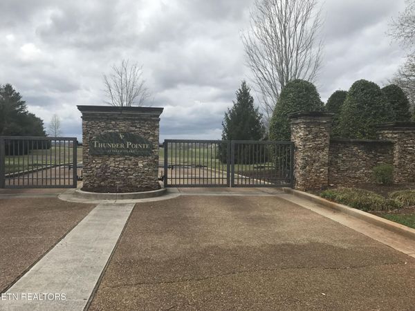 Volunteer Lane, Vonore, TN 37885