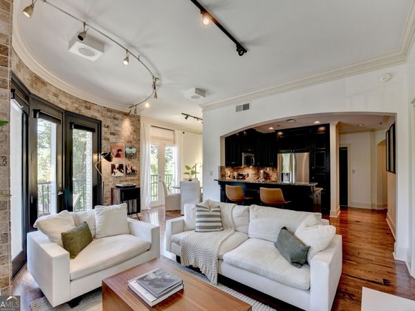 2255 Peachtree Road NE, Unit 424, Atlanta, GA 30309