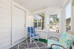 93 Burr Circle photo 4