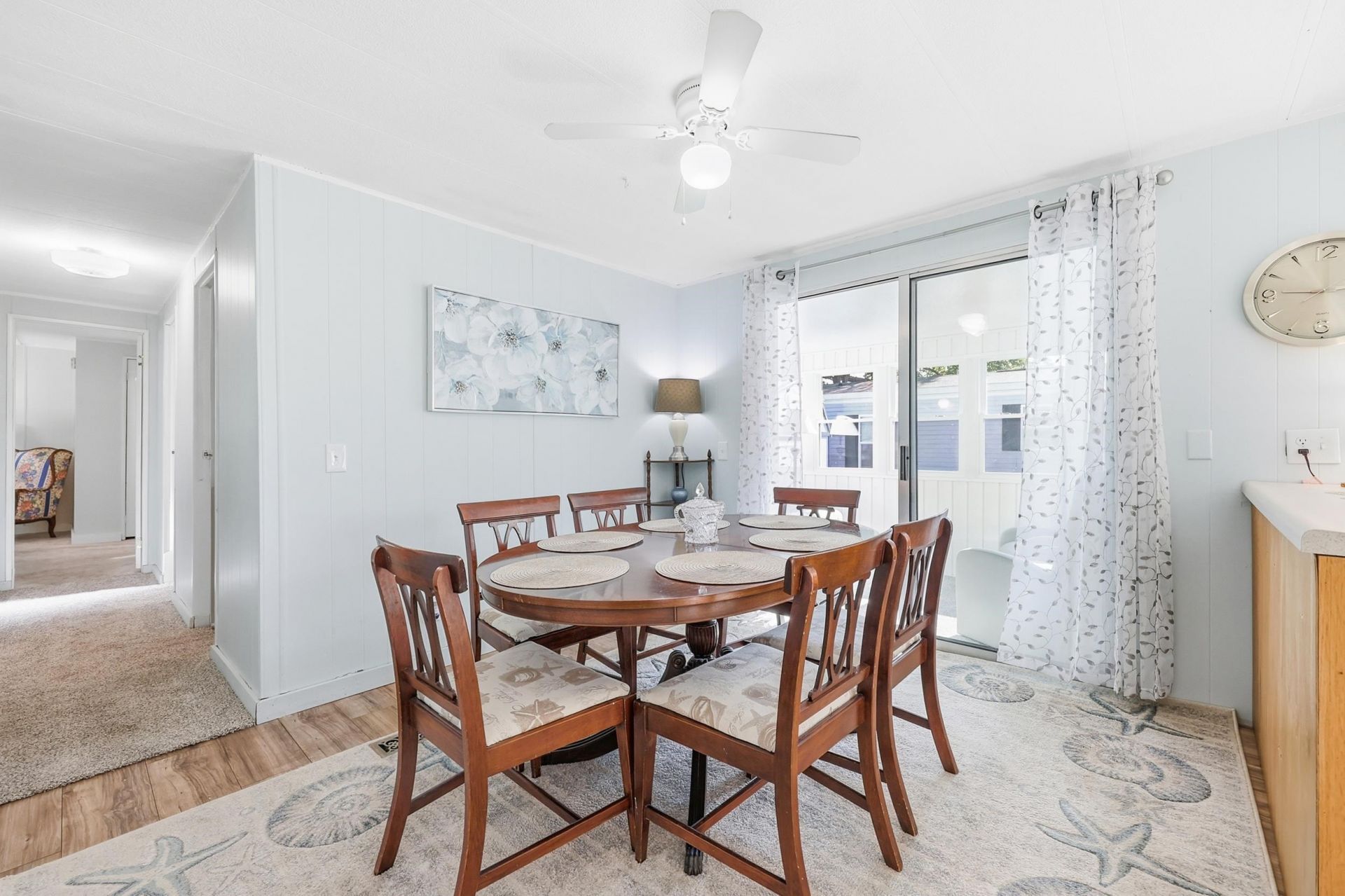 93 Burr Circle Photo 9