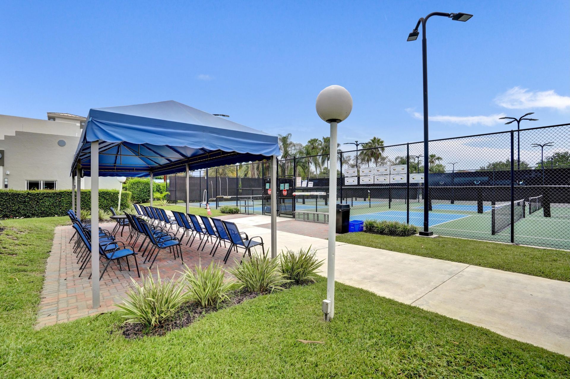 7669 Springwater Place, Unit 202, Boynton Beach, FL 33437 Photo