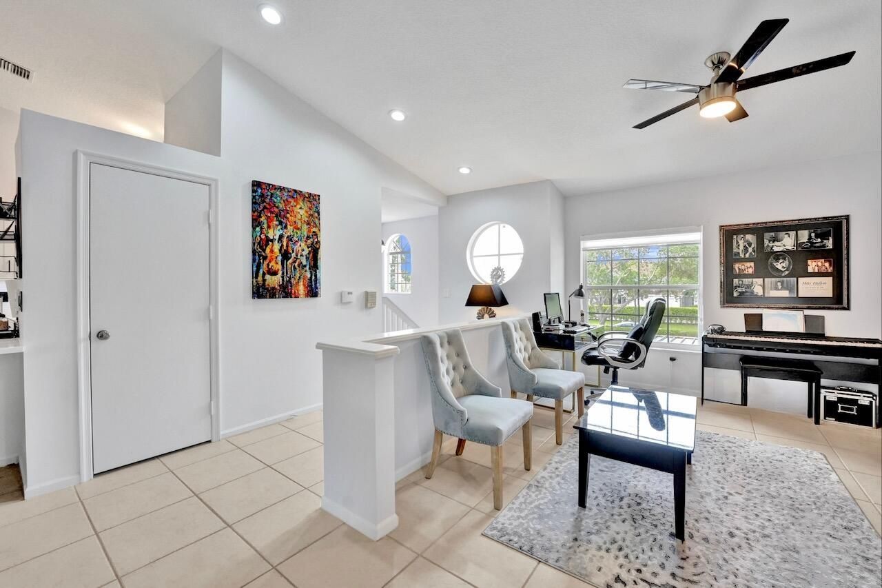 7669 Springwater Place, Unit 202, Boynton Beach, FL 33437 Photo
