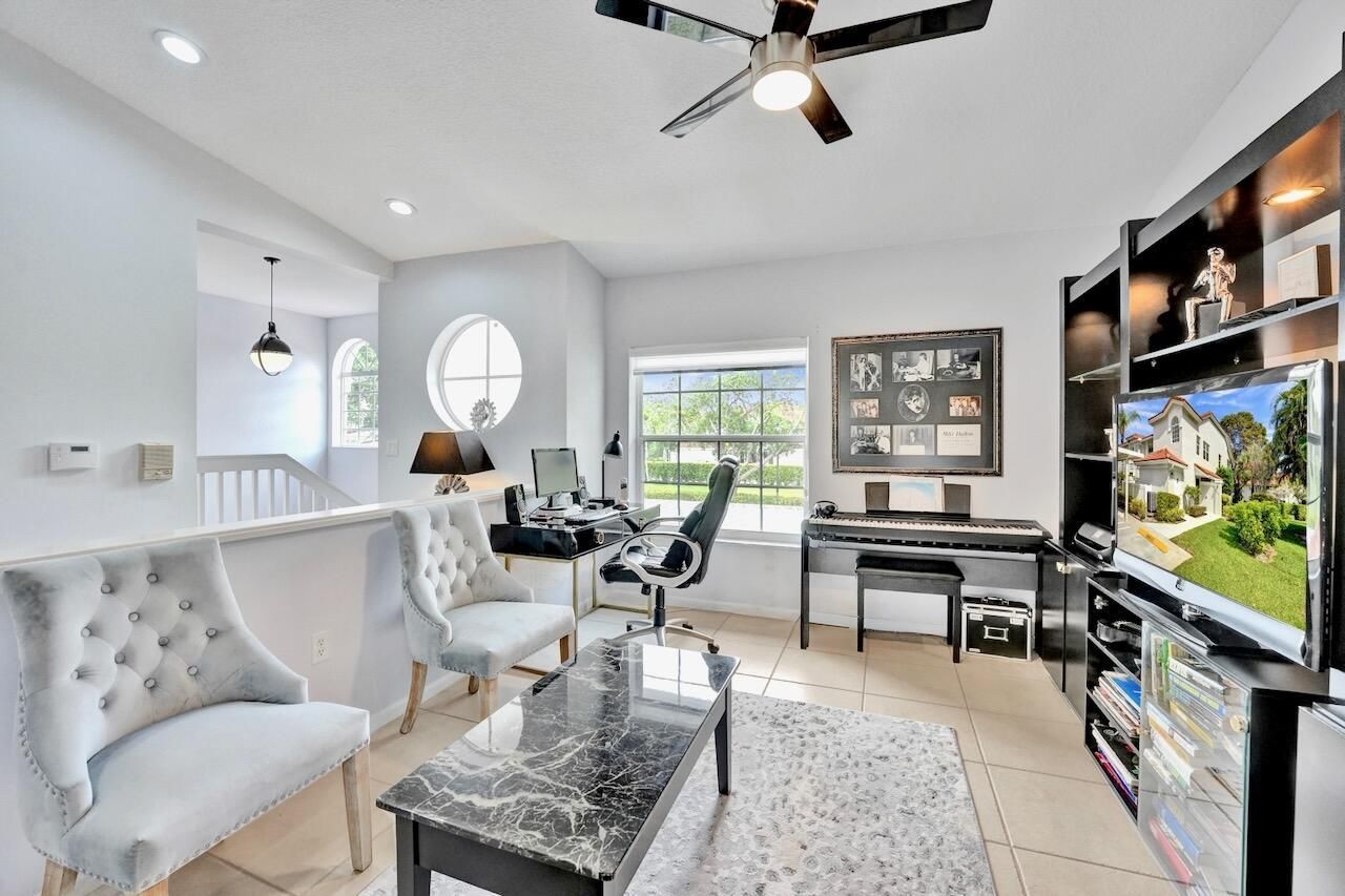 7669 Springwater Place, Unit 202, Boynton Beach, FL 33437 Photo