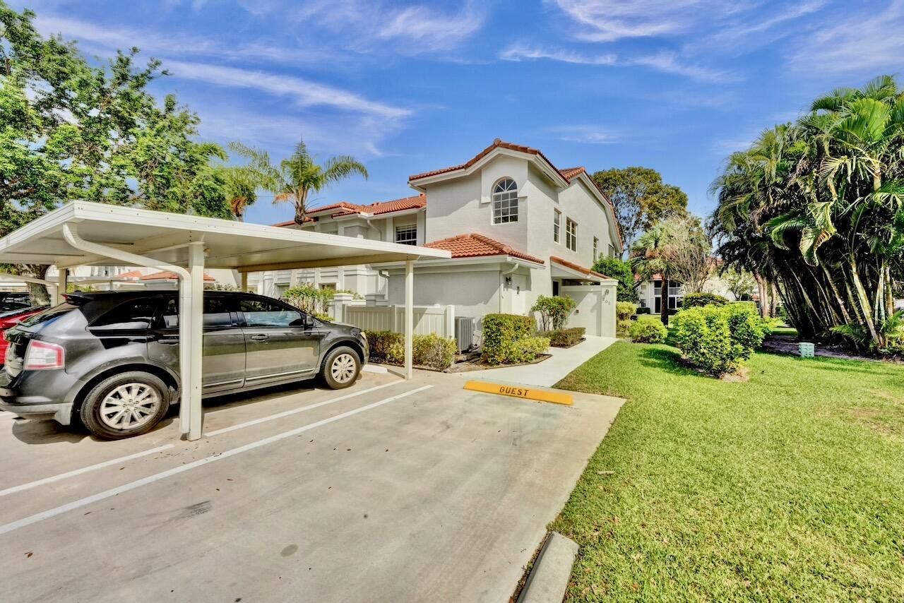 7669 Springwater Place, Unit 202, Boynton Beach, FL 33437 Photo