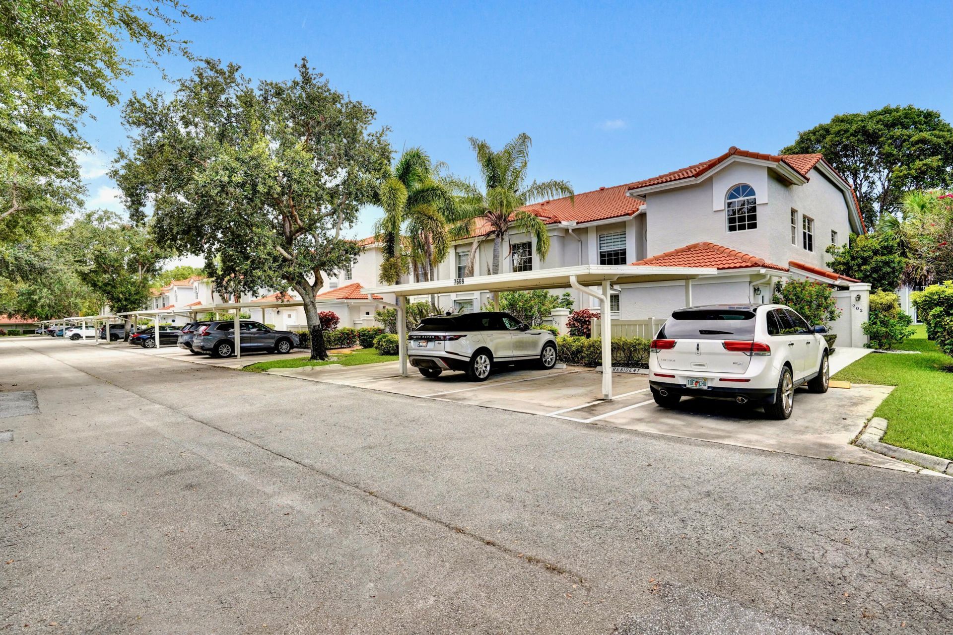 7669 Springwater Place, Unit 202, Boynton Beach, FL 33437 Photo