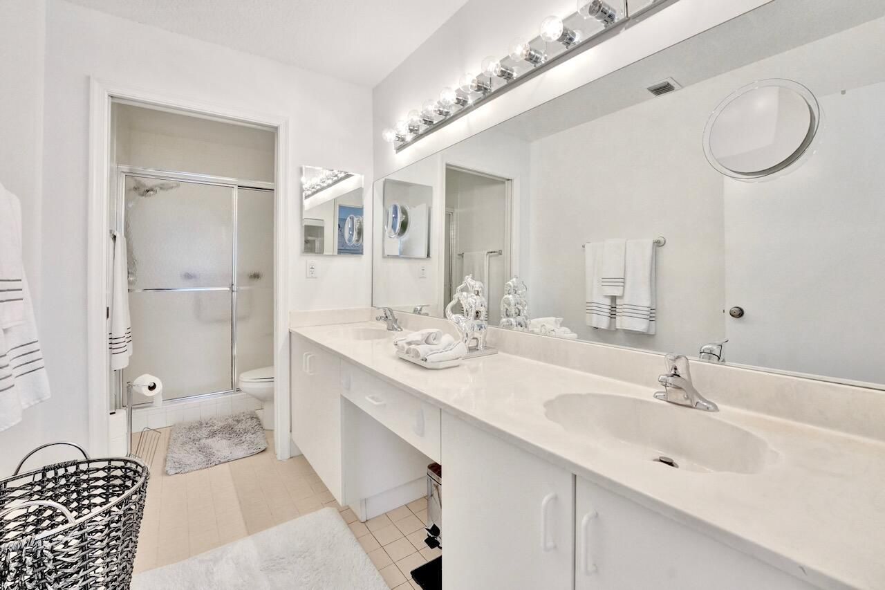 7669 Springwater Place, Unit 202, Boynton Beach, FL 33437 Photo