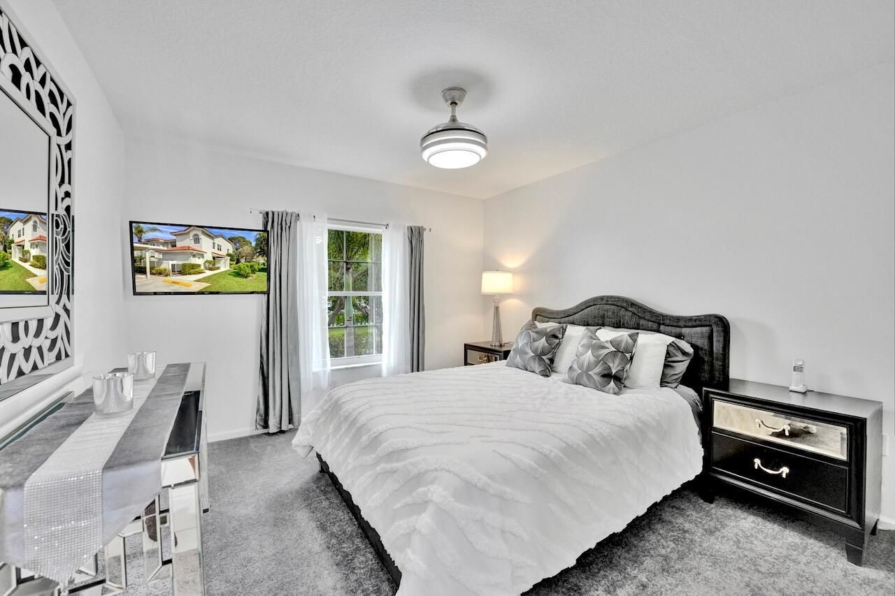 7669 Springwater Place, Unit 202, Boynton Beach, FL 33437 Photo