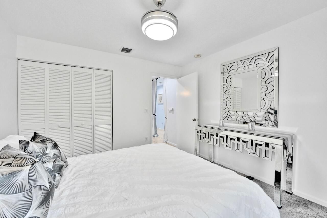 7669 Springwater Place, Unit 202, Boynton Beach, FL 33437 Photo