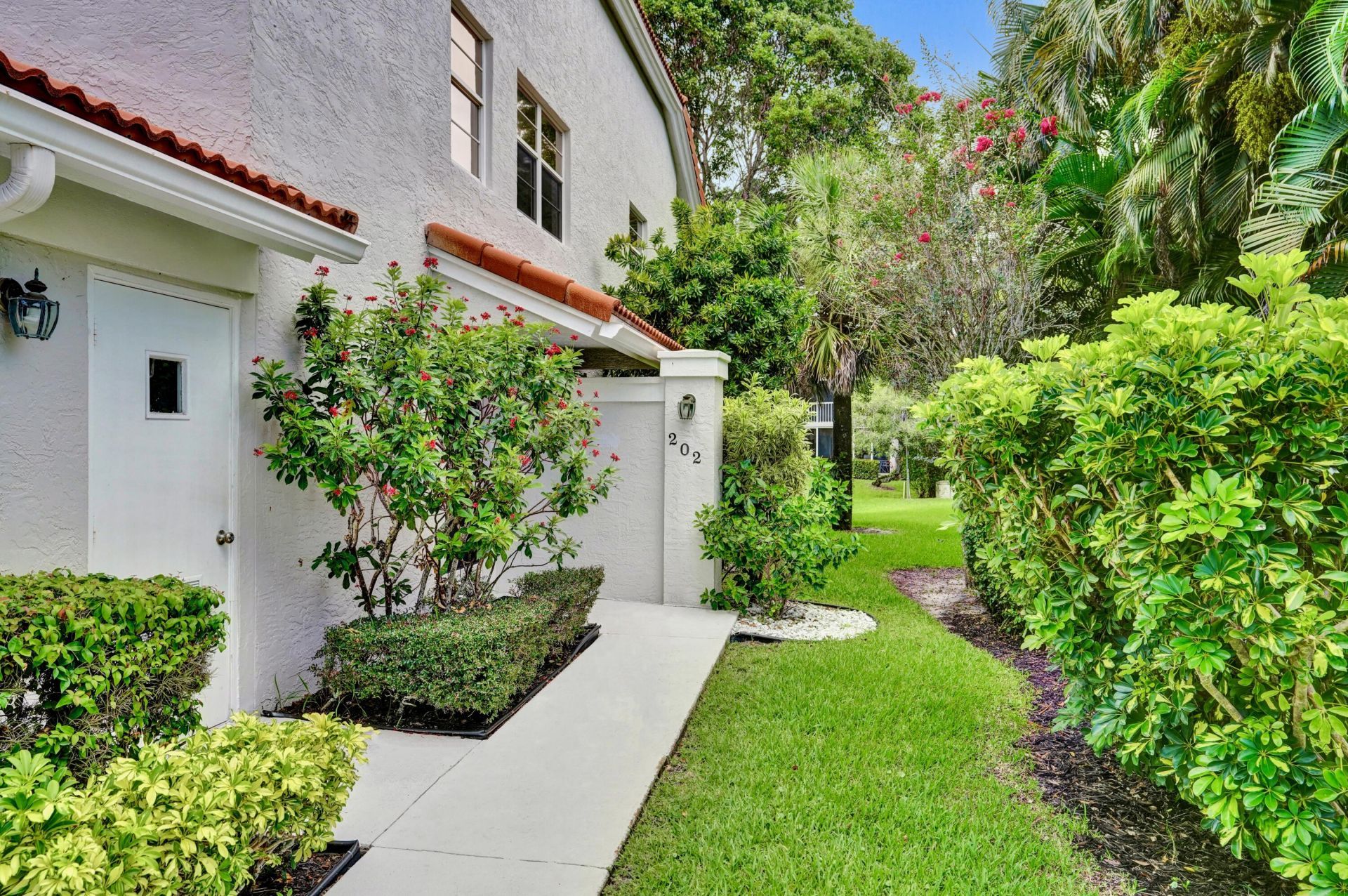 7669 Springwater Place, Unit 202, Boynton Beach, FL 33437 Photo