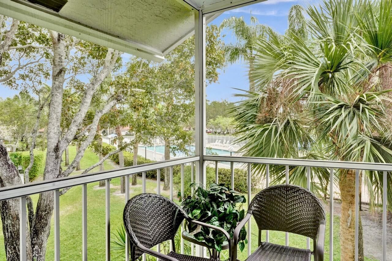 7669 Springwater Place, Unit 202, Boynton Beach, FL 33437 Photo