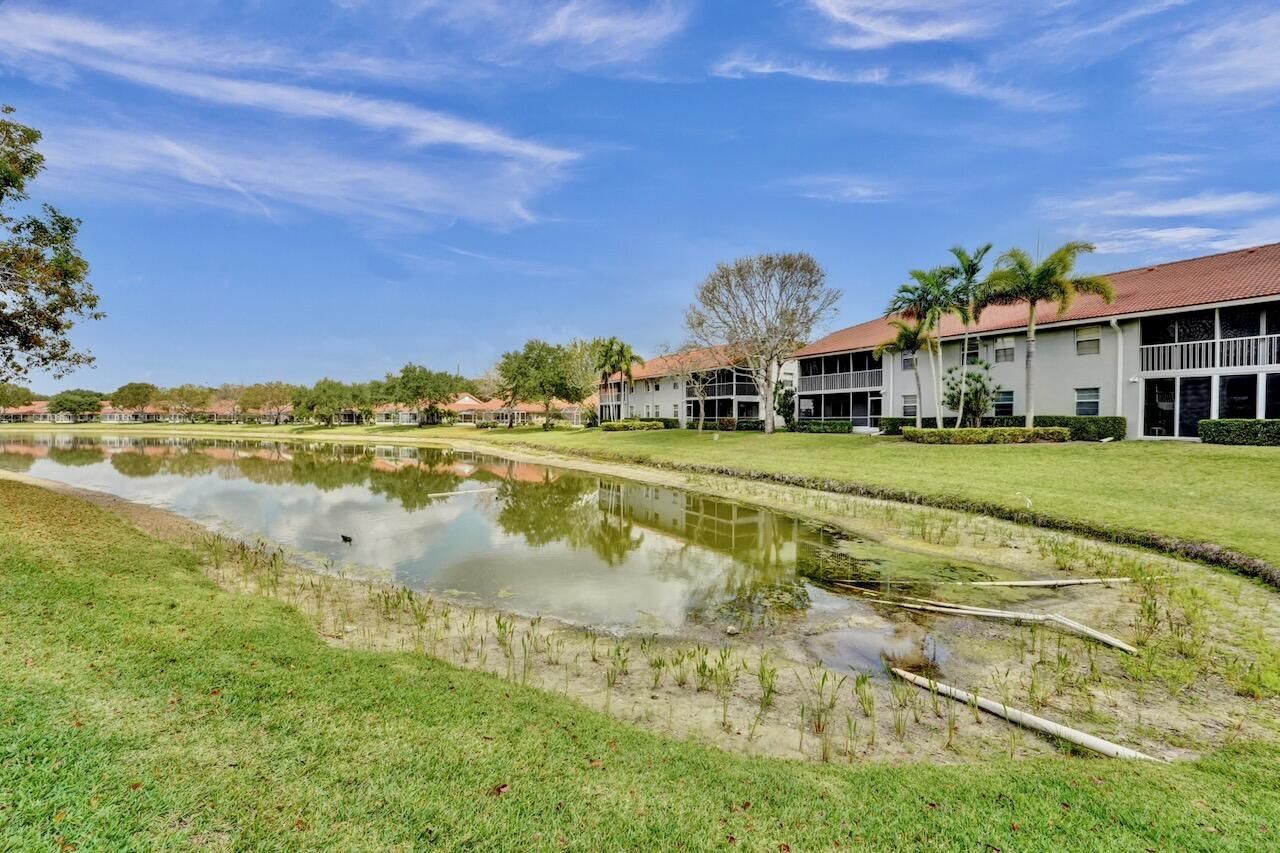 7669 Springwater Place, Unit 202, Boynton Beach, FL 33437 Photo