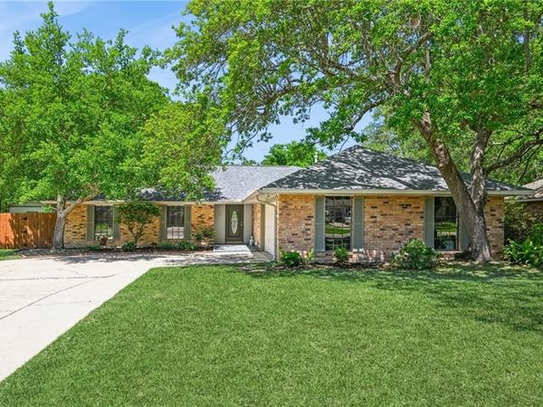 106 S BUCKINGHAM Drive , Slidell, LA 70461