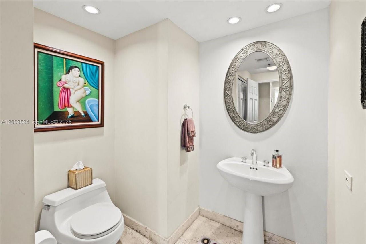 808 Brickell Key Dr, Unit 1205, Miami, FL 33131 Photo
