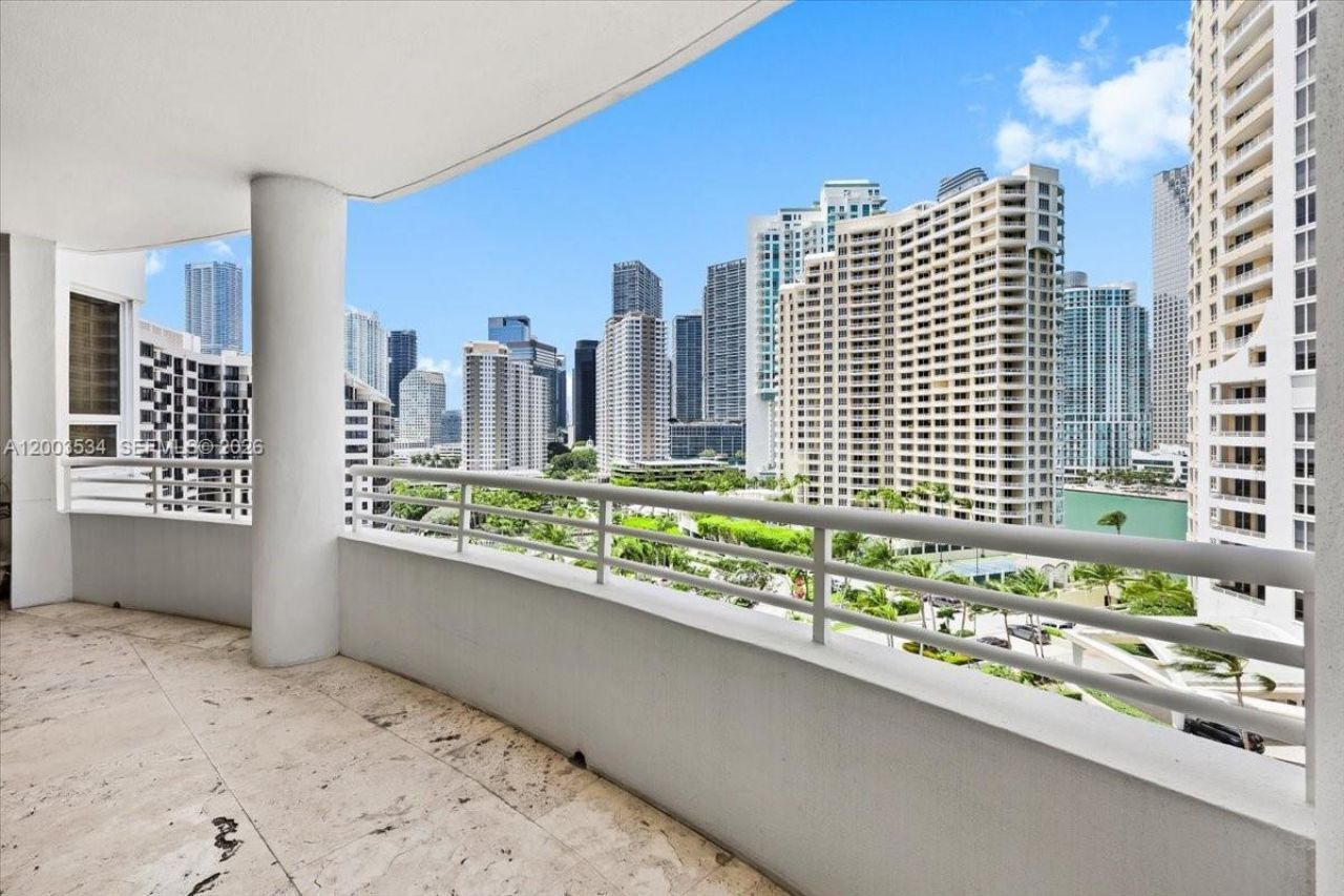 808 Brickell Key Dr, Unit 1205, Miami, FL 33131 Photo