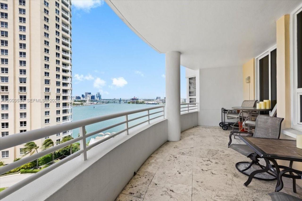 808 Brickell Key Dr, Unit 1205, Miami, FL 33131 Photo