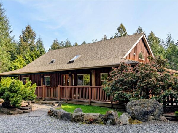 540 Berg Rd, Gabriola Island, BC V0R 1X2