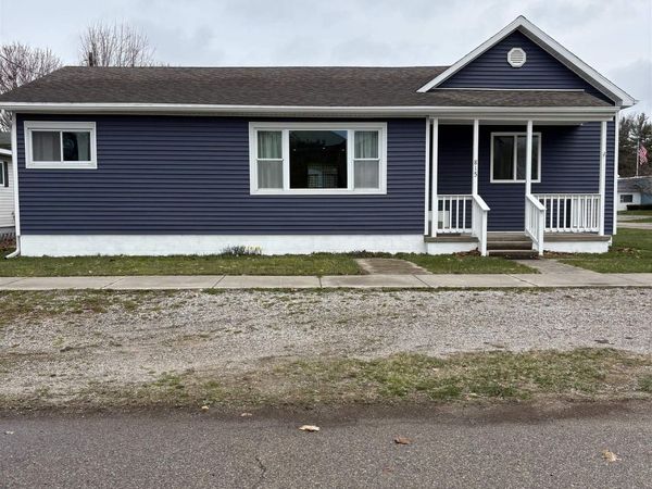 815 State Street E, East Tawas, MI 49830