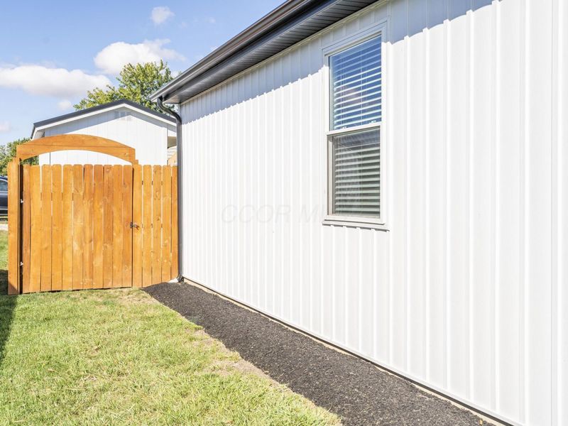 350 W Main Street, Mount Sterling, OH 43143 Photo 5