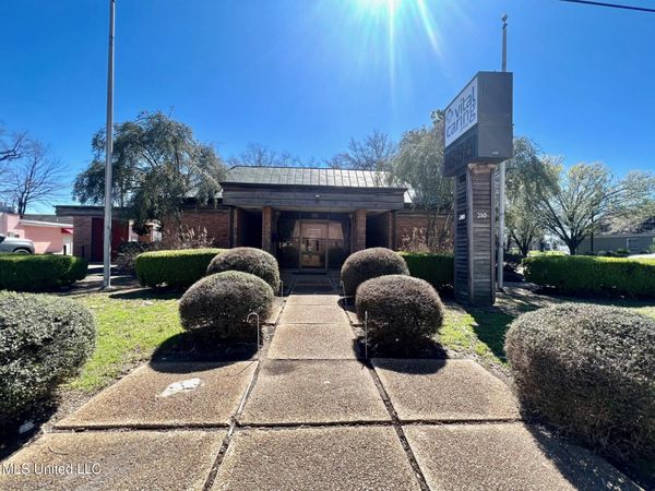 210 North Street, Cleveland, MS 38732