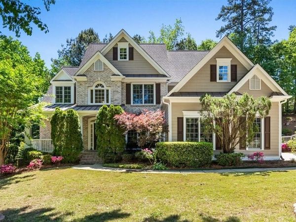 455 Hillcrest View Drive, Suwanee, GA 30024