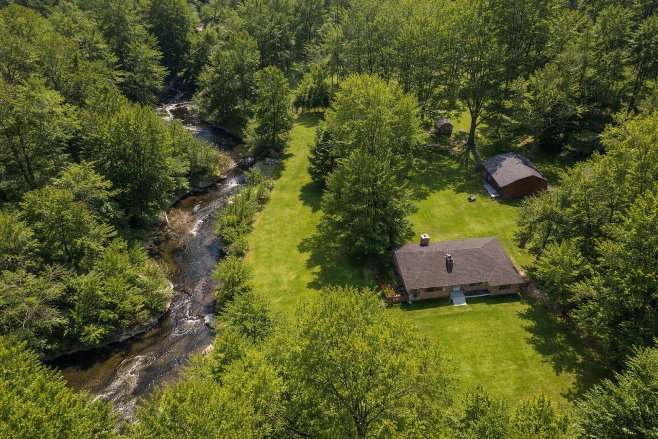 5197 M 18, Gladwin, MI 48624 Main Photo