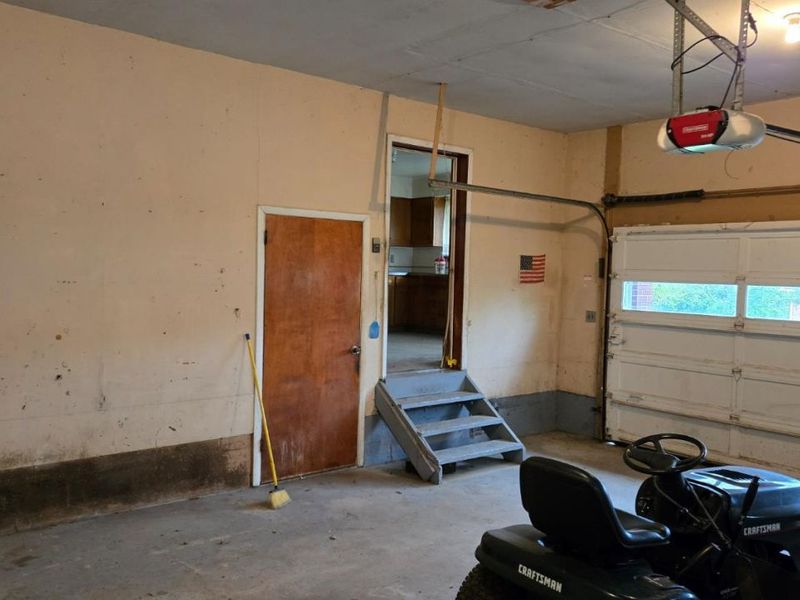 285 W Fancy Street, Blanchester, OH 45107 Photo 12