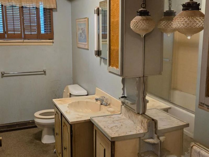 285 W Fancy Street, Blanchester, OH 45107 Photo 8