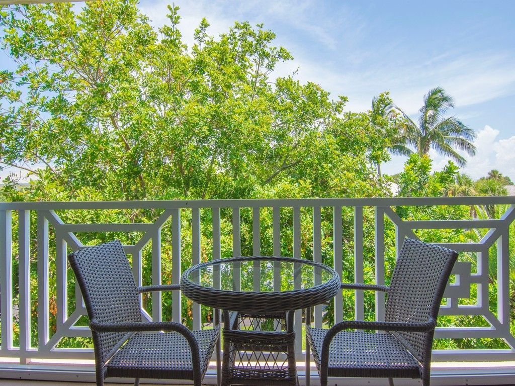 3555 Ocean Drive, Unit 203, Vero Beach, FL 32963 Photo