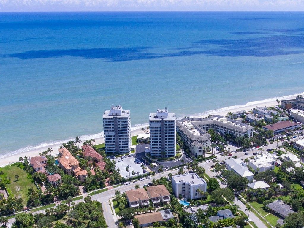 3555 Ocean Drive, Unit 203, Vero Beach, FL 32963 Photo