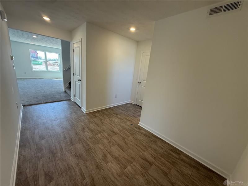 4005 Chakeres Avenue, Springfield, OH 45505 Photo 2