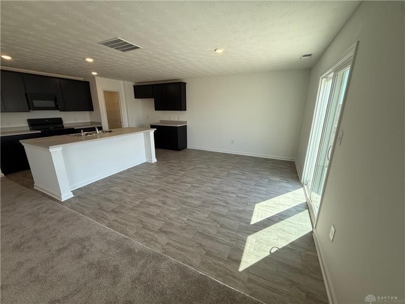 4005 Chakeres Avenue, Springfield, OH 45505 Photo 5