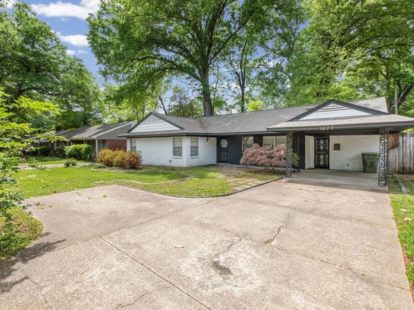 1077 S PERKINS RD, Memphis, TN 38117