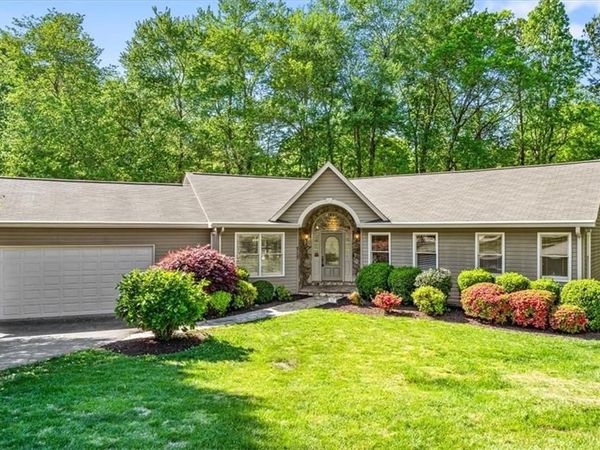 717 Guilford Road, Jamestown, NC 27282