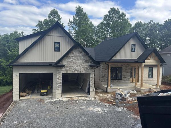246 Mialaquo Circle, Loudon, TN 37774