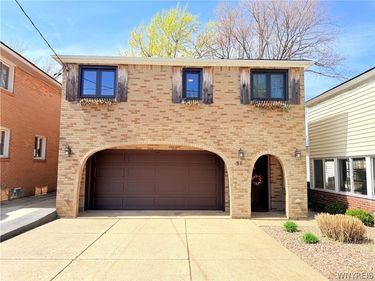 31 N Shore Drive, Buffalo, NY 14219