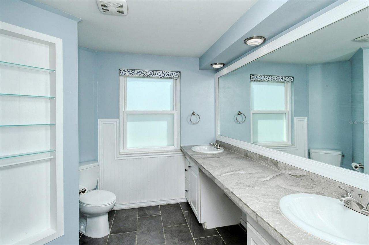 2512 Post Road , Sarasota, FL 34231 Photo