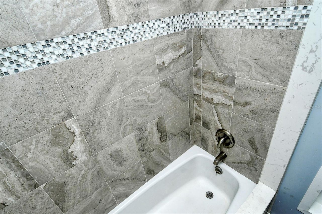 2512 Post Road , Sarasota, FL 34231 Photo